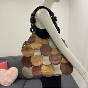 GAL Shoulder Bag with Metallic Circles and Handles with Wooden Rings and Beads